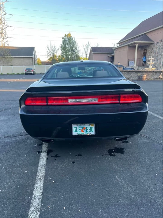 2010 Dodge Challenger 3rd Gen - Image 2 of 10