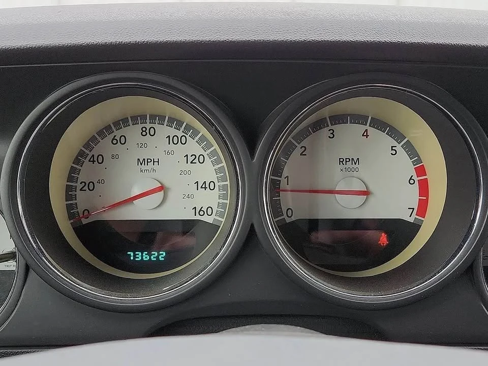 2010 Dodge Challenger 3rd Gen - Image 16 of 18