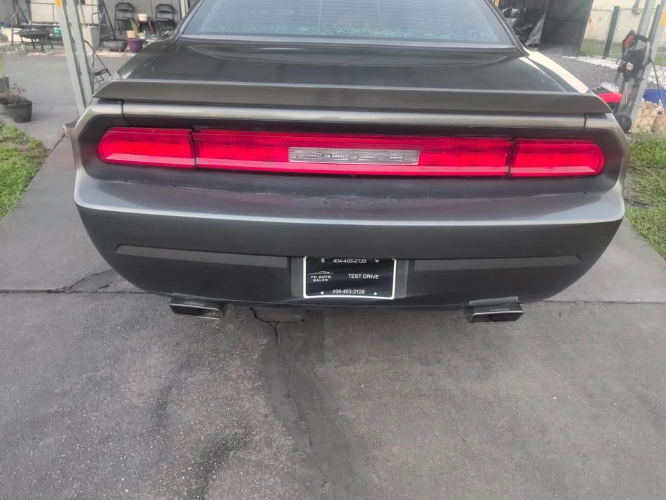 2010 Dodge Challenger 3rd Gen - Image 6 of 8