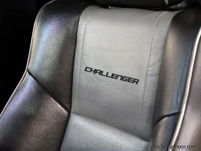 2010 Dodge Challenger 3rd Gen - Image 12 of 30