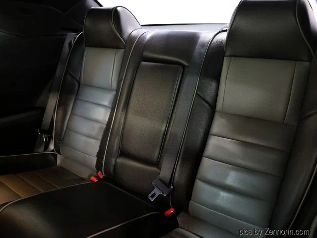 2010 Dodge Challenger 3rd Gen - Image 14 of 30