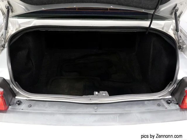 2010 Dodge Challenger 3rd Gen - Image 23 of 30