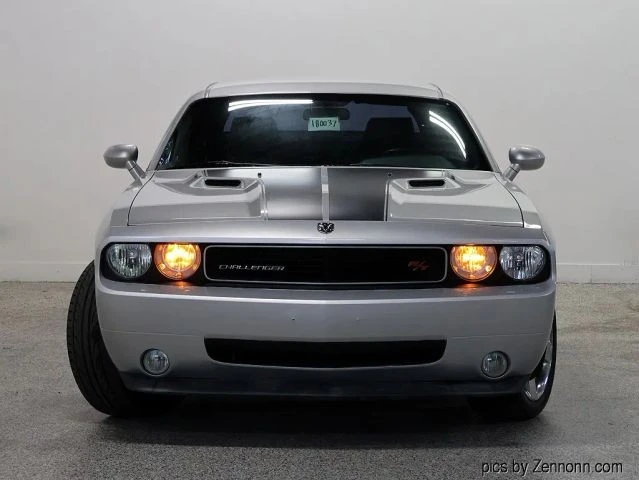 2010 Dodge Challenger 3rd Gen - Image 5 of 30