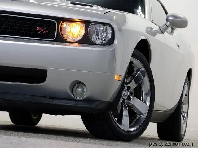 2010 Dodge Challenger 3rd Gen - Image 4 of 30