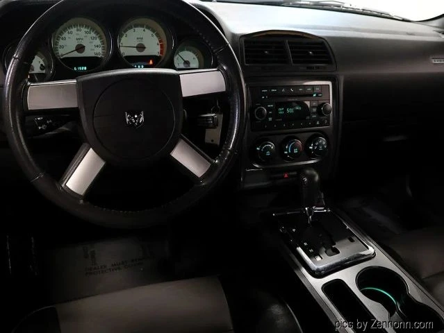 2010 Dodge Challenger 3rd Gen - Image 16 of 30