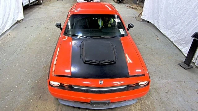 2010 Dodge Challenger 3rd Gen - Image 2 of 6