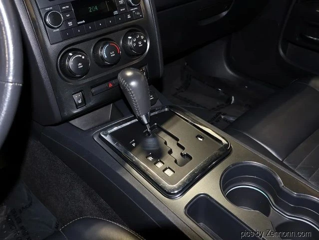 2010 Dodge Challenger 3rd Gen - Image 18 of 21