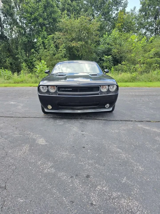 2010 Dodge Challenger 3rd Gen - Image 5 of 10