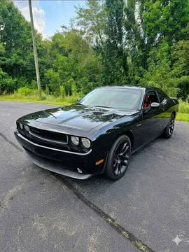 2010 Dodge Challenger R/T Coupe 2D