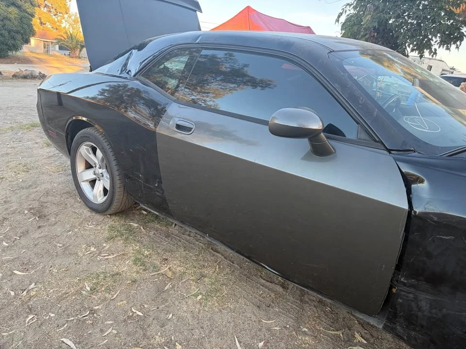 2010 Dodge Challenger 3rd Gen - Image 3 of 8