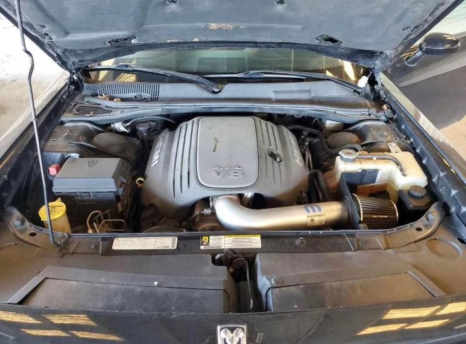 2010 Dodge Challenger 3rd Gen - Image 7 of 8