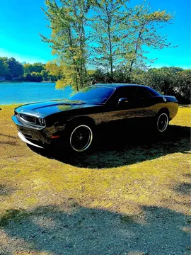 2010 Dodge Challenger R/T Coupe 2D