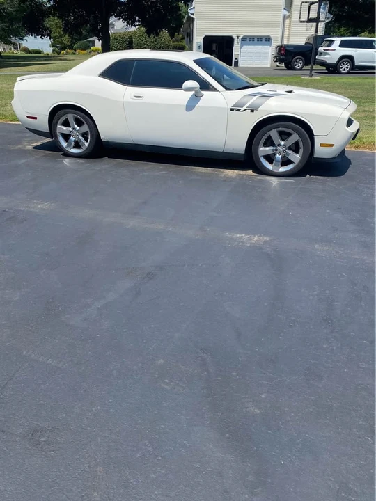 2010 Dodge Challenger 3rd Gen - Image 7 of 7