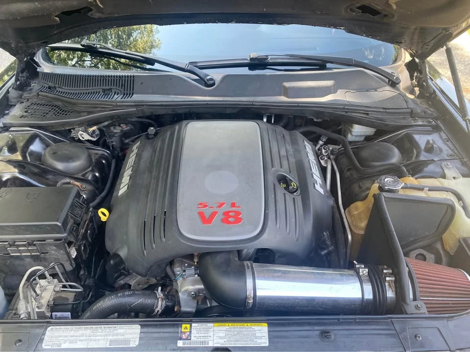 2010 Dodge Challenger 3rd Gen - Image 17 of 19