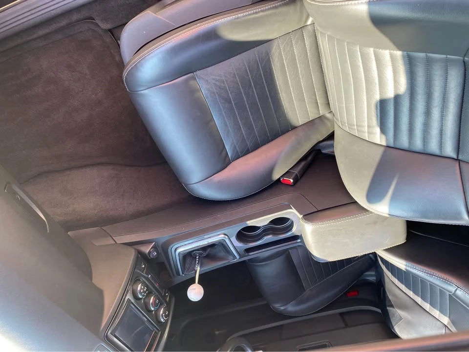 2010 Dodge Challenger 3rd Gen - Image 18 of 20