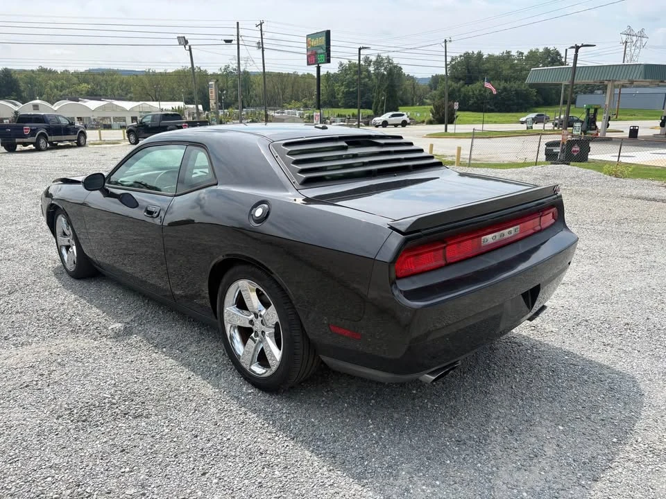 2010 Dodge Challenger 3rd Gen - Image 6 of 14