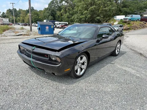 2010 Dodge Challenger R/T Coupe 2D