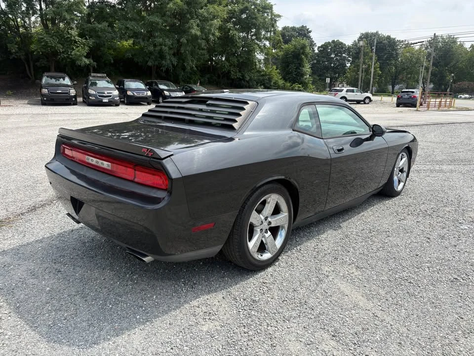 2010 Dodge Challenger 3rd Gen - Image 4 of 14