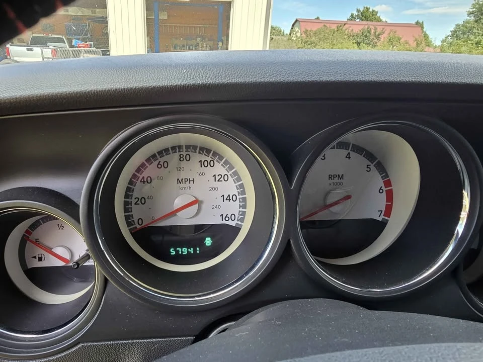 2010 Dodge Challenger 3rd Gen - Image 10 of 12