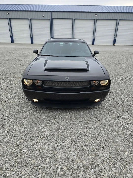 2010 Dodge Challenger 3rd Gen - Image 2 of 20