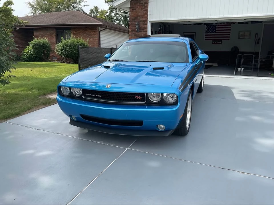 2010 Dodge Challenger 3rd Gen - Image 3 of 13