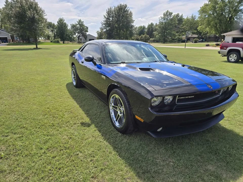 2010 Dodge Challenger 3rd Gen - Image 6 of 12