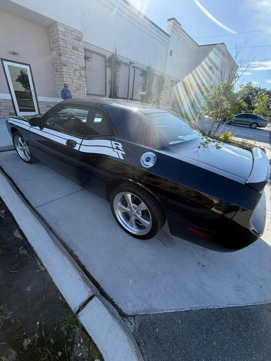 2010 Dodge Challenger 3rd Gen - Image 3 of 3