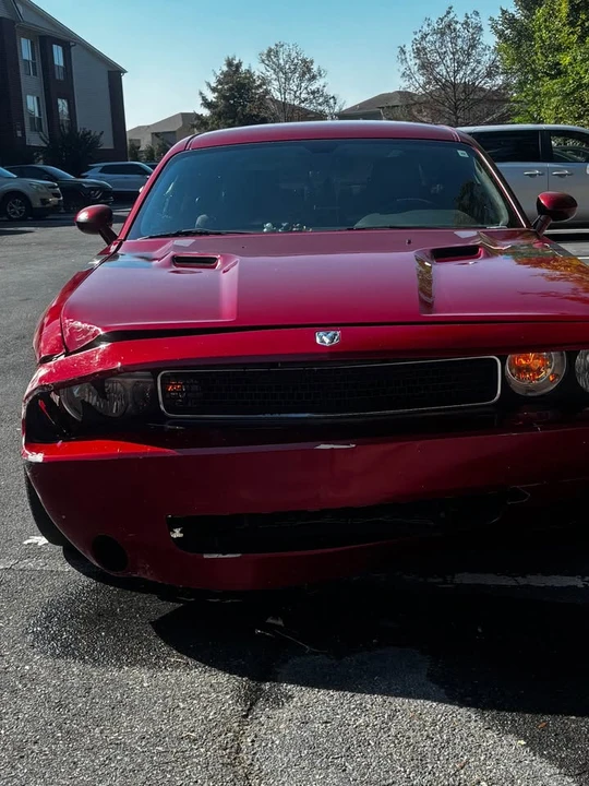 2010 Dodge Challenger 3rd Gen - Image 3 of 4