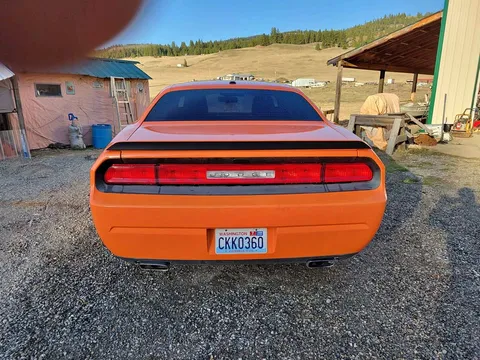 2010 Dodge Challenger R/T Coupe 2D