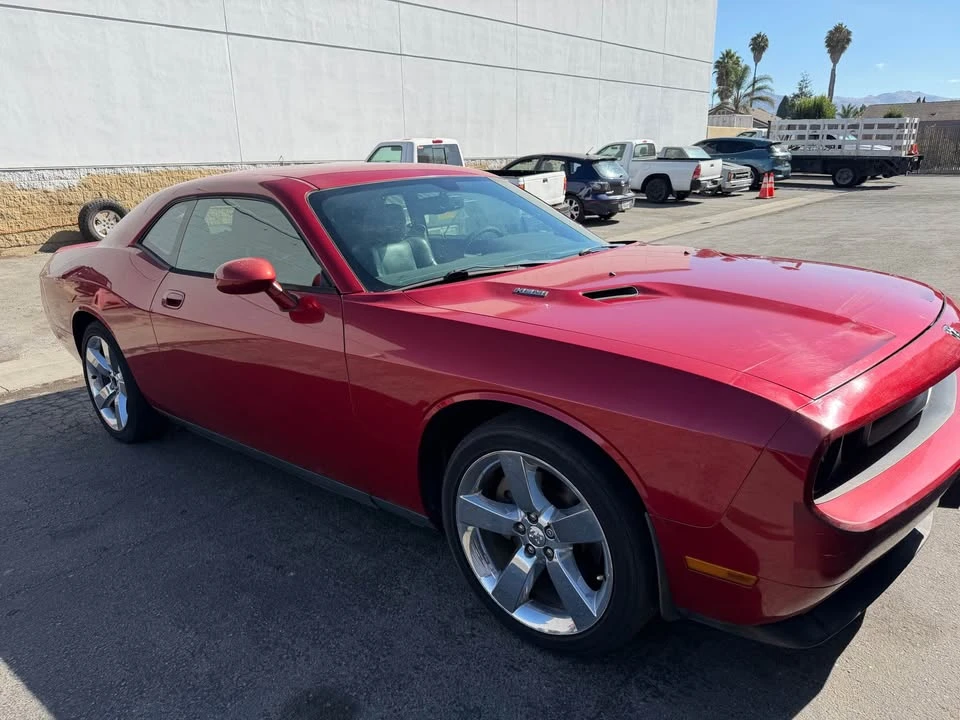 2010 Dodge Challenger 3rd Gen - Image 3 of 8