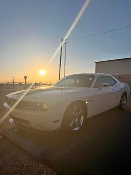 2010 Dodge Challenger R/T Coupe 2D