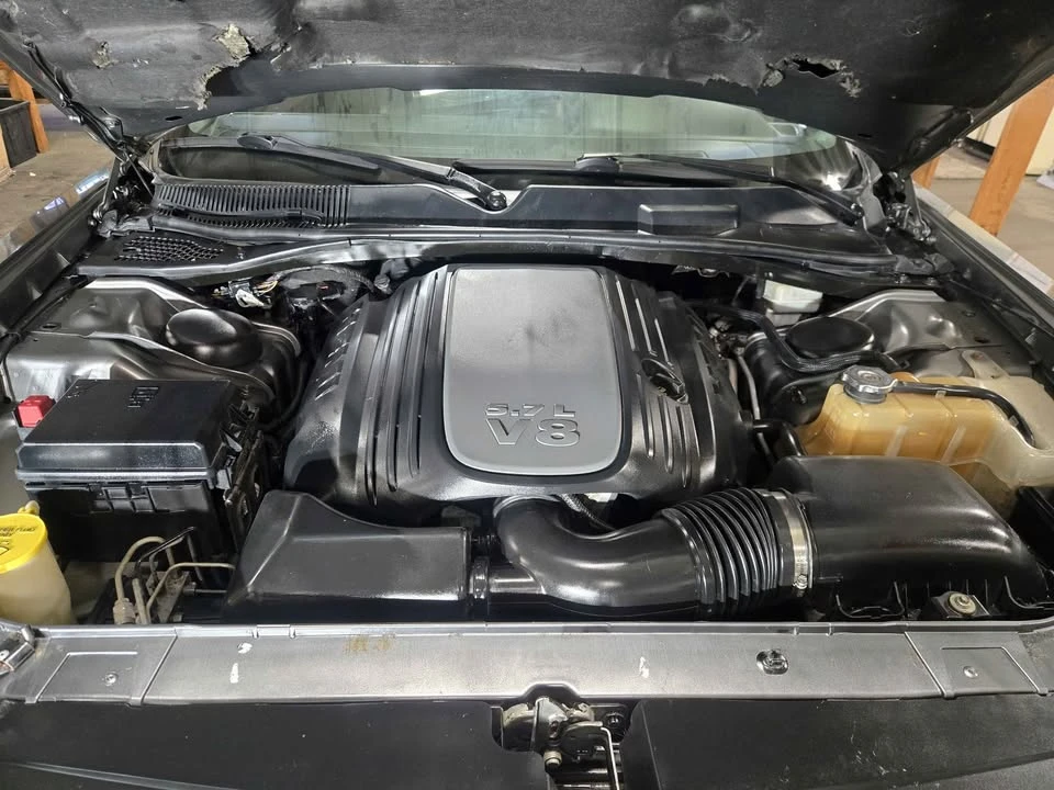 2010 Dodge Challenger 3rd Gen - Image 7 of 9