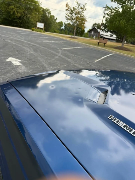 2010 Dodge Challenger 3rd Gen - Image 9 of 14