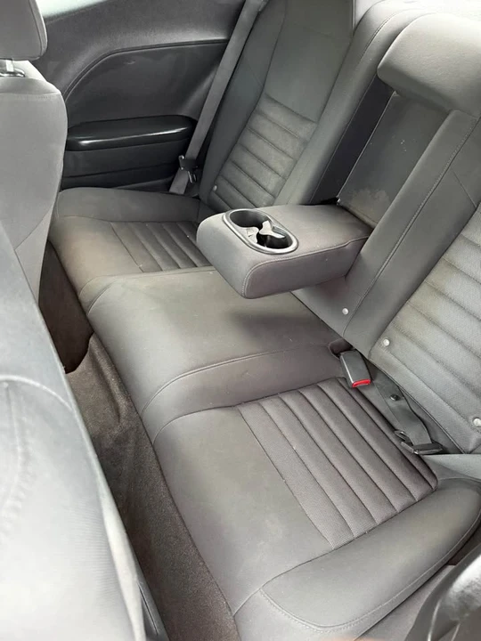 2010 Dodge Challenger 3rd Gen - Image 11 of 14