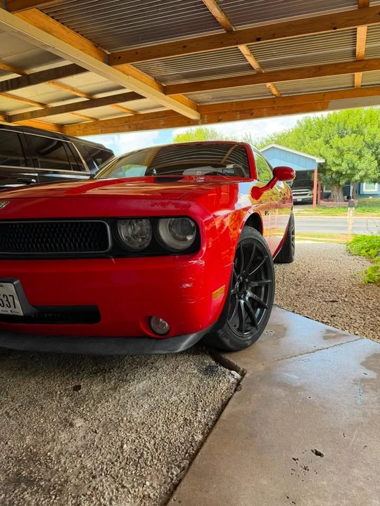 2010 Dodge Challenger 3rd Gen - Image 2 of 12