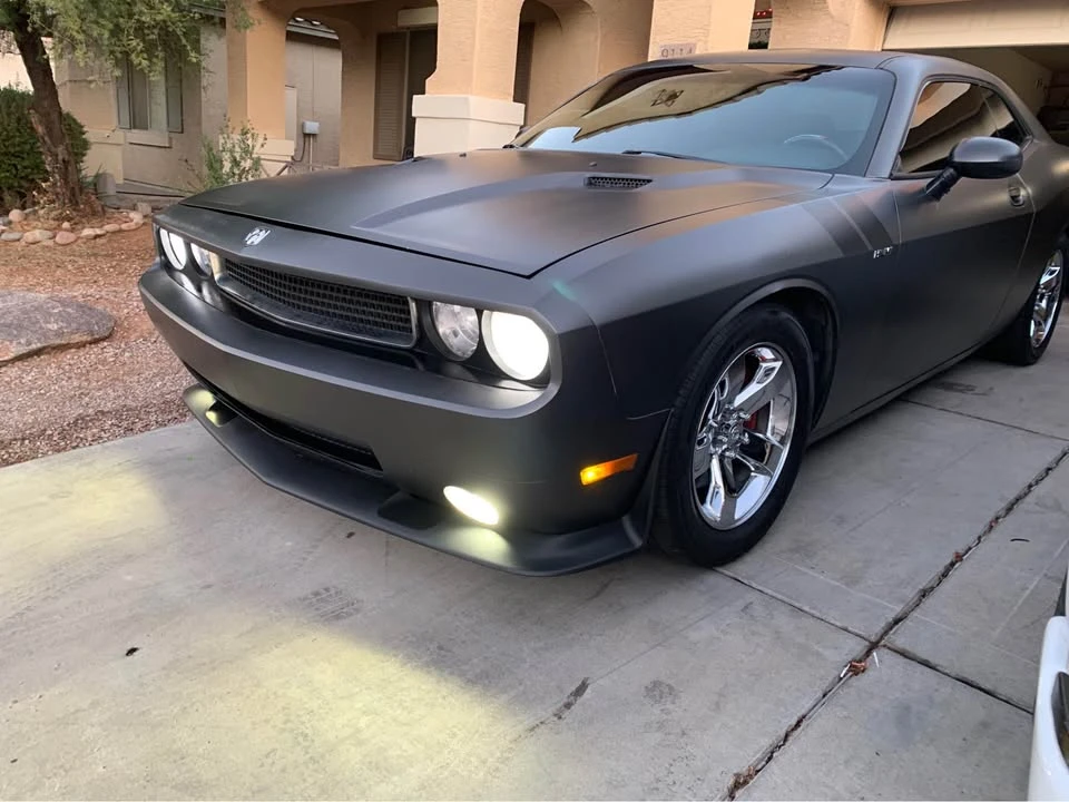 2010 Dodge Challenger 3rd Gen - Image 4 of 5