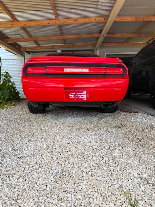 2010 Dodge Challenger 3rd Gen - Image 4 of 12