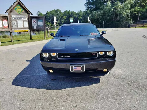 2010 Dodge Challenger R/T Coupe 2D