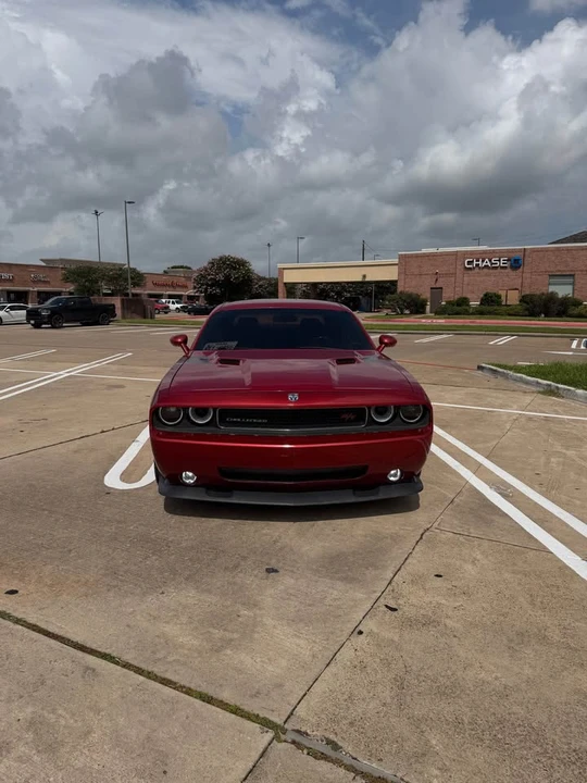 2010 Dodge Challenger 3rd Gen - Image 3 of 14