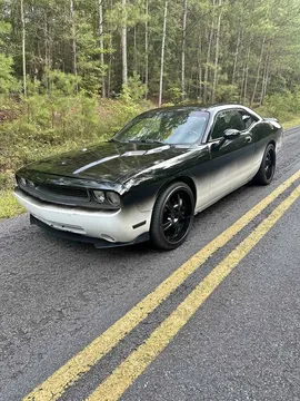 2010 Dodge Challenger R/T Coupe 2D