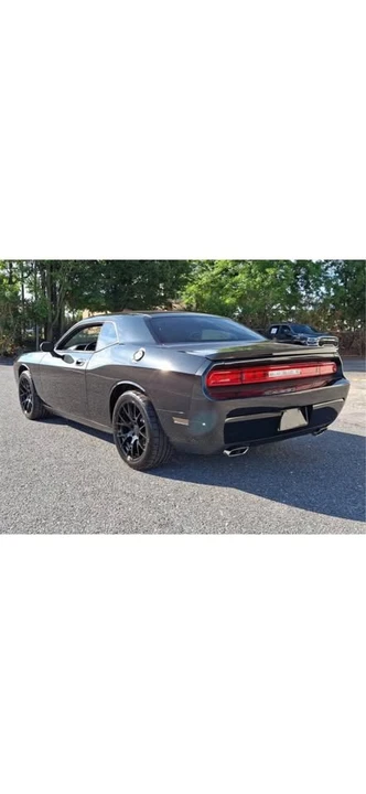 2010 Dodge Challenger 3rd Gen - Image 4 of 9