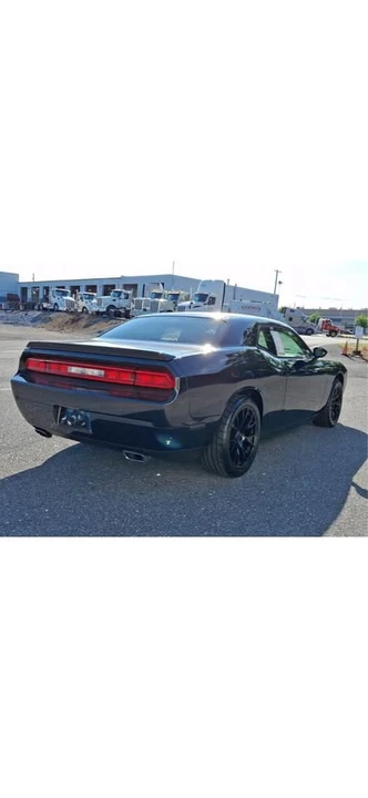 2010 Dodge Challenger 3rd Gen - Image 2 of 9