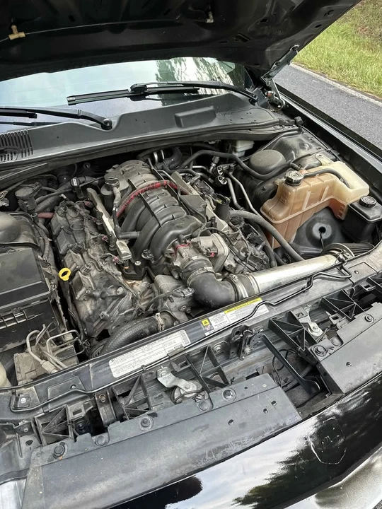 2010 Dodge Challenger 3rd Gen - Image 11 of 12