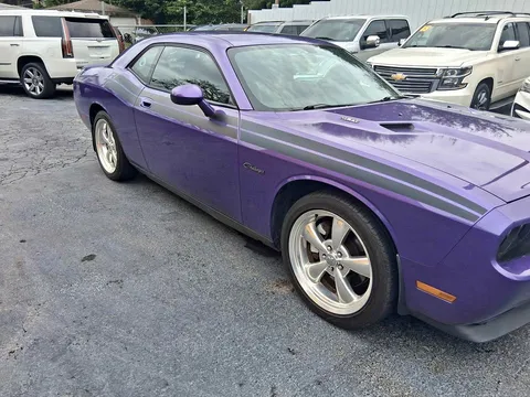 2010 Dodge Challenger R/T Coupe 2D