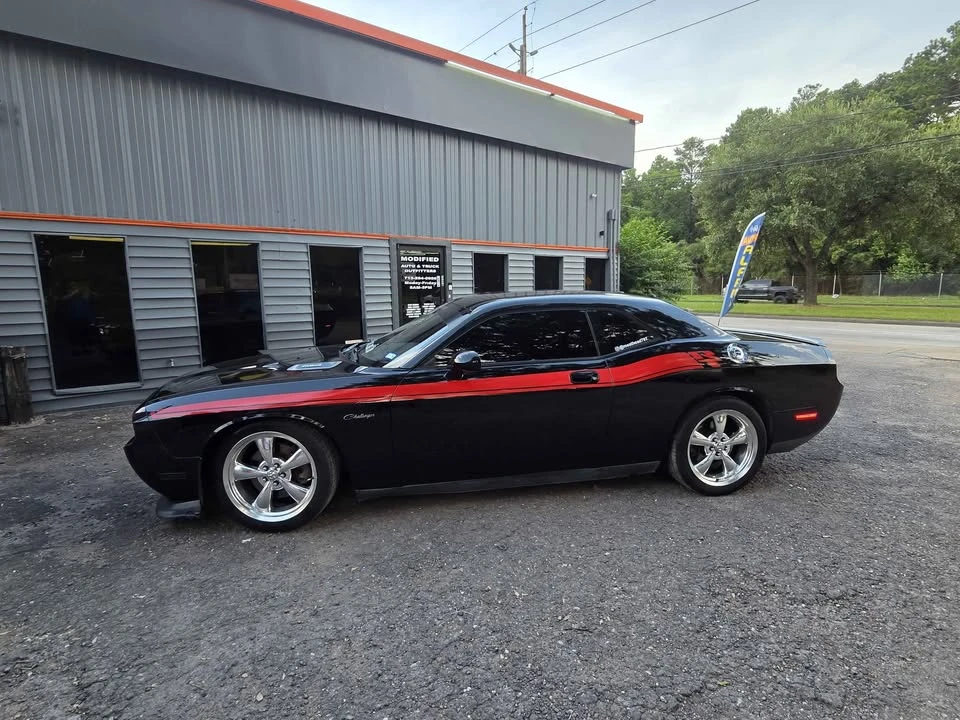 2010 Dodge Challenger 3rd Gen - Image 6 of 15