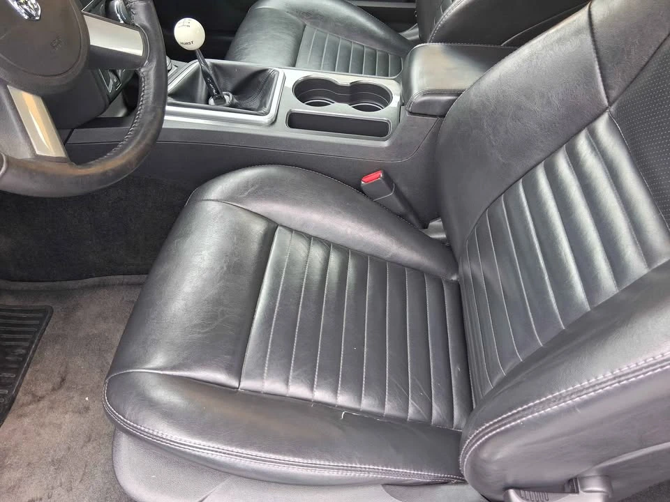 2010 Dodge Challenger 3rd Gen - Image 5 of 7