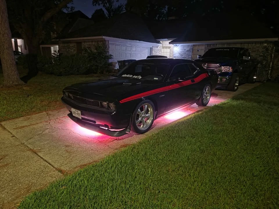 2010 Dodge Challenger 3rd Gen - Image 2 of 15