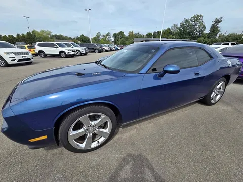 2010 Dodge Challenger R/T Coupe 2D