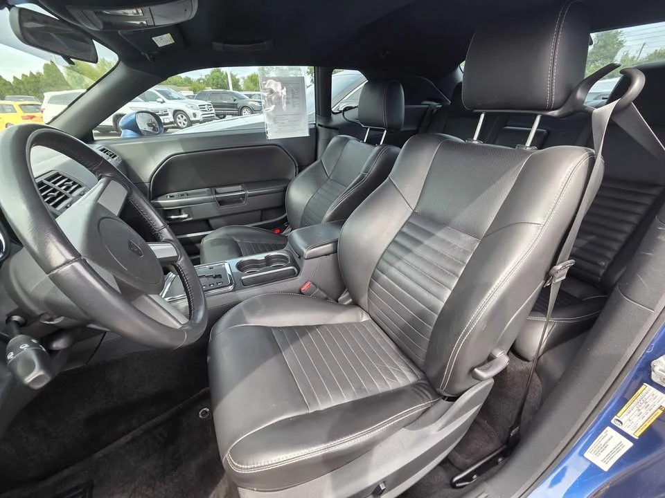 2010 Dodge Challenger 3rd Gen - Image 7 of 9