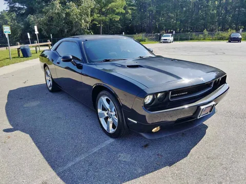 2010 Dodge Challenger R/T Coupe 2D